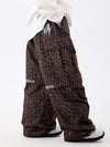 Women's Wild Soul Steeze Shred Master Baggy Street Cargo Camo Snow Pants / Shorts